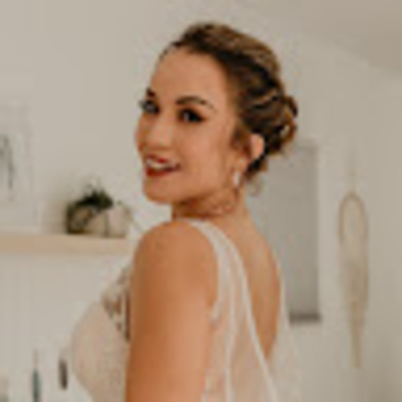 Meet your Posher, Victoria - Picture 1 of 1